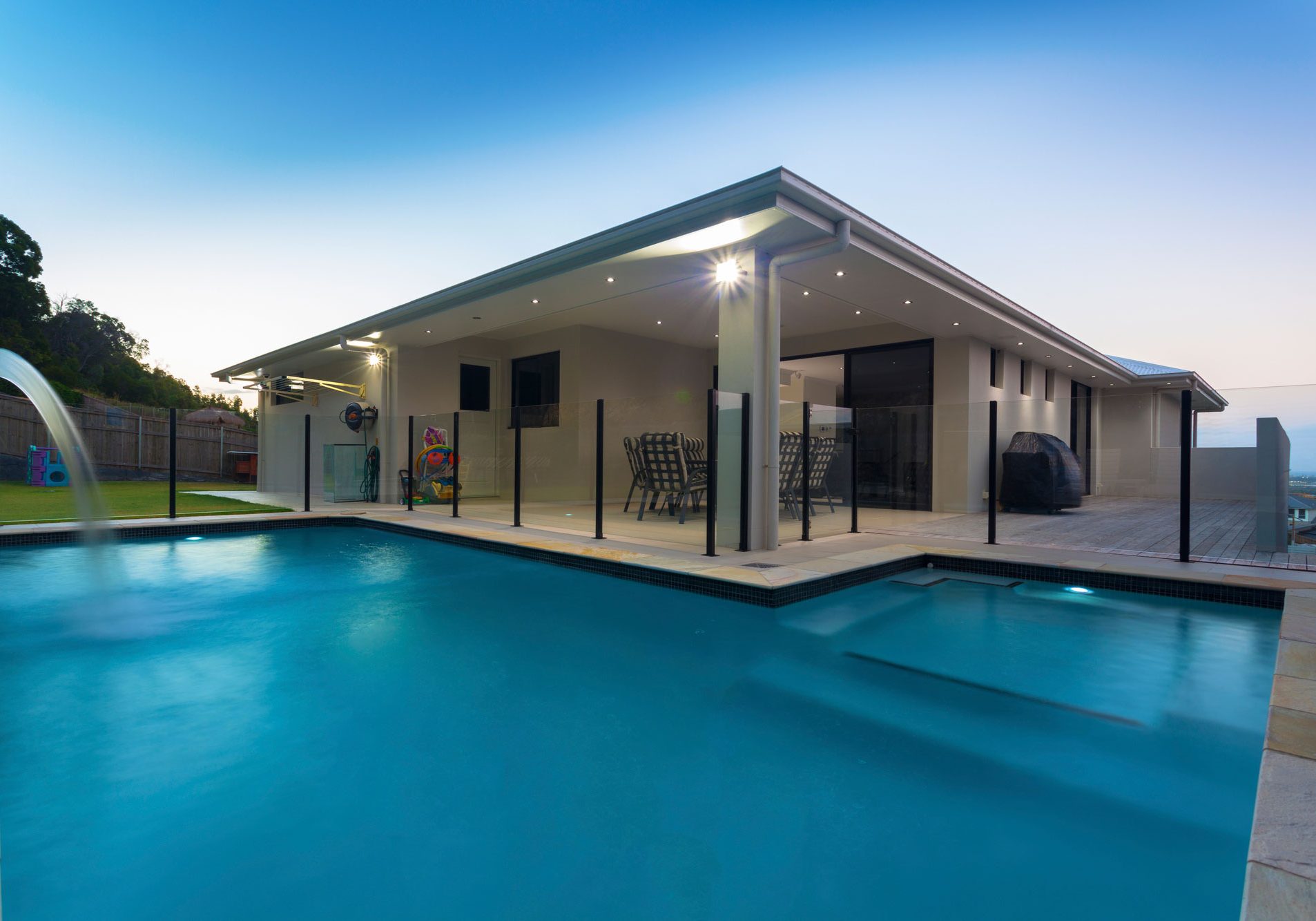 photo-piscine-banc_paves-decors